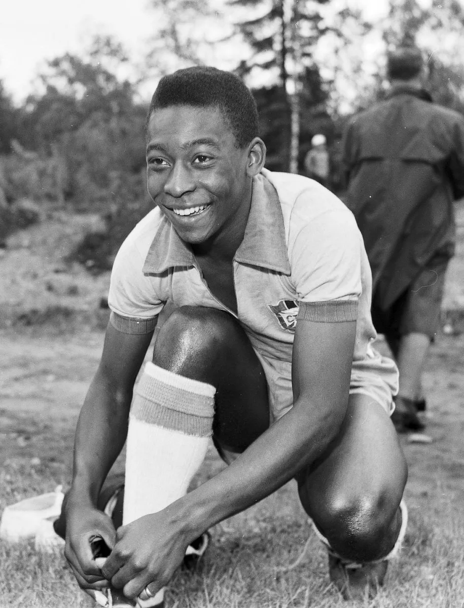 Pele Biography, World Cups, & Facts